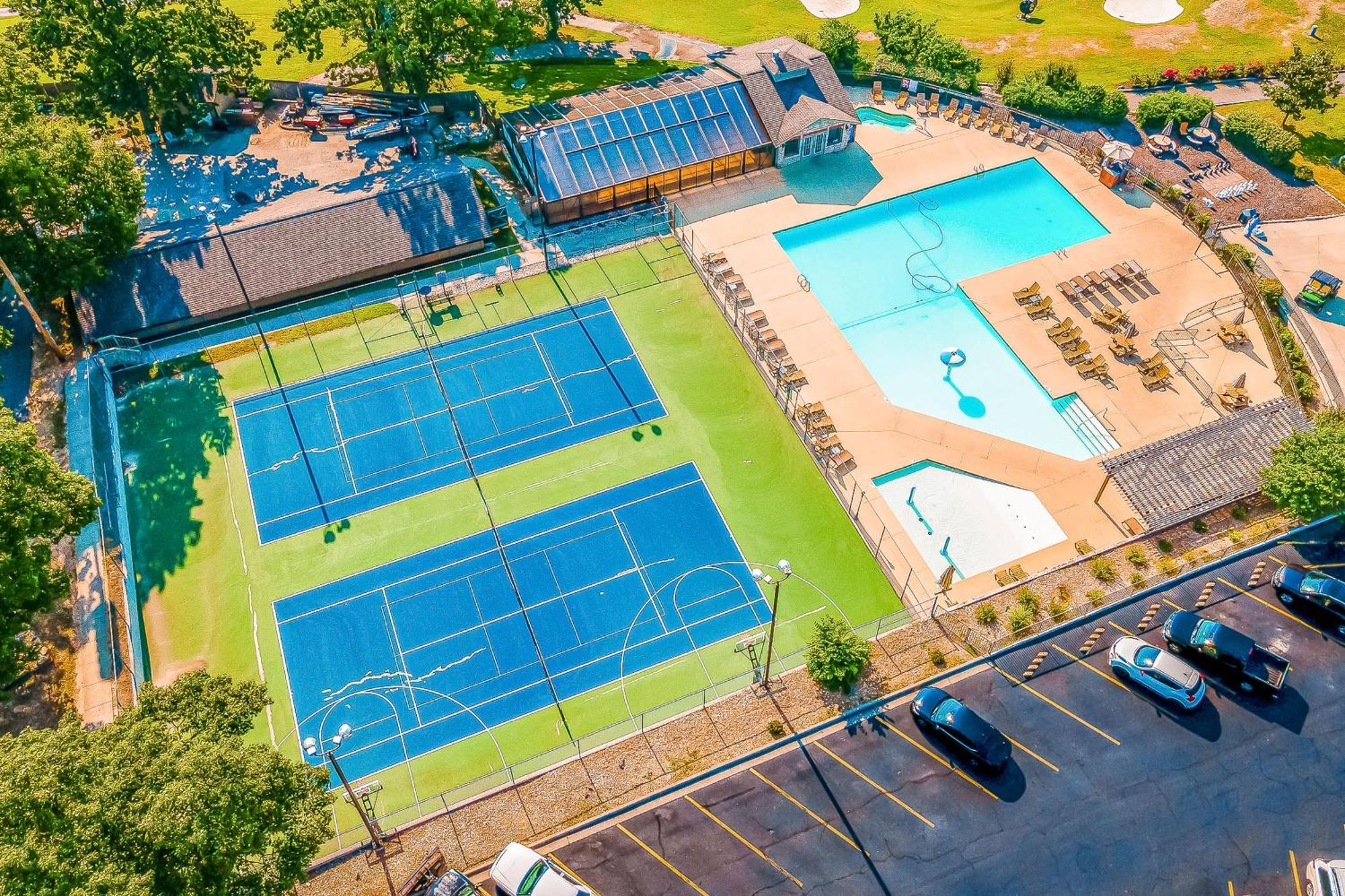 Couples Paradise & Retreat On The 18Th Branson Bilik gambar